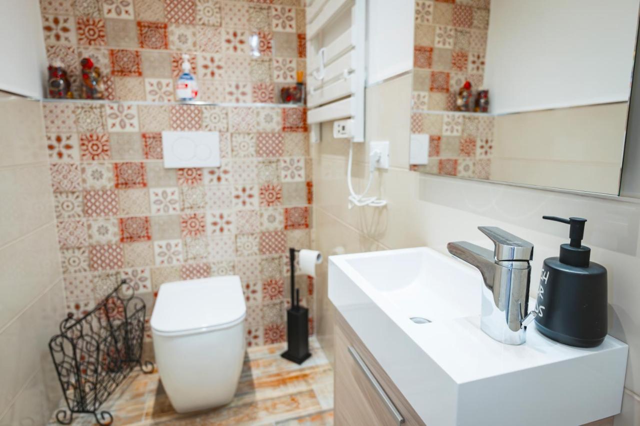 San Giusto Elegante Bilocale Con Balcone E Vista Apartman Trieszt Kültér fotó
